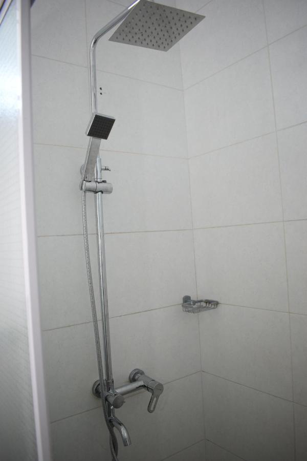 Ocean Drive Studio - Opposite The Beach Grand Baie Bagian luar foto